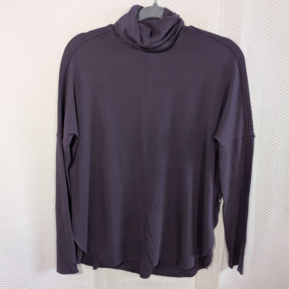 Kit and Ace Burrow Turtleneck Purple XS Athleisure Elevated Basics Soft Sporty